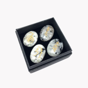 Mondstein Reiki-Symbole Steine Set Goldgravur mit Aufbewahrungsbox