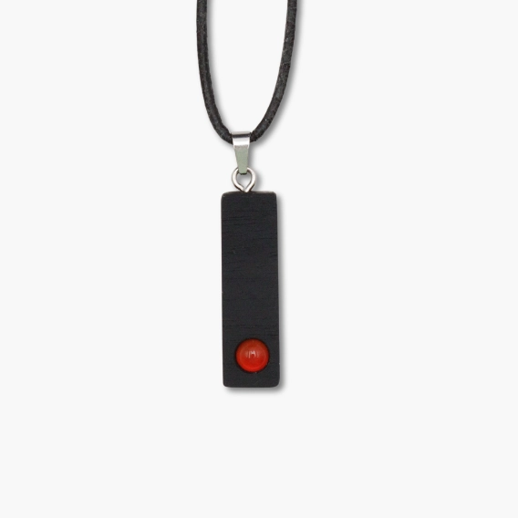 EBHA4 Ebenholz Anhaenger Carneol