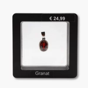 Fassungsvoll Anhänger aus Granat